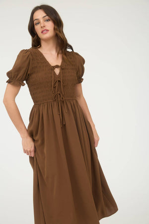 V NECK FRONT TIE SMOCKED PUFF SLEEVE MIDI DRESS